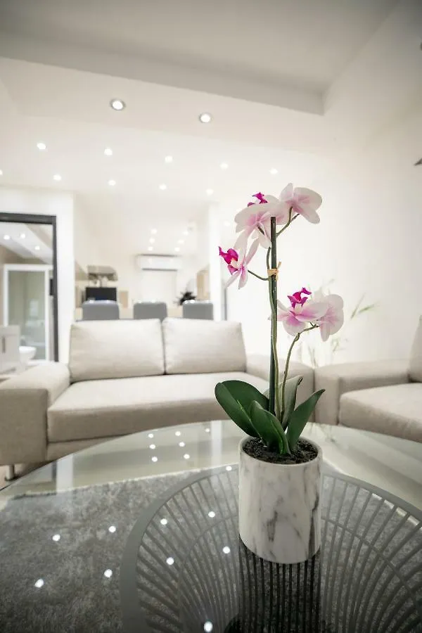 Departamento En Cancun De 2 Recamaras, Sala, Cocina, Tvs, Wifi 아파트