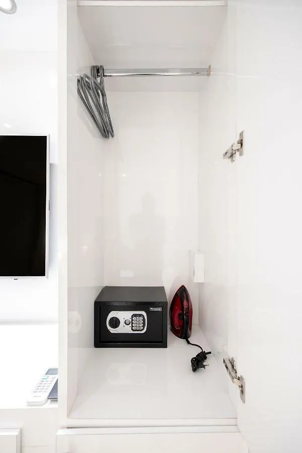 Departamento En Cancun De 2 Recamaras, Sala, Cocina, Tvs, Wifi 아파트